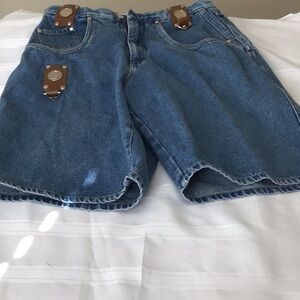 Vintage Paco Sports international men shorts size 32 used great condition